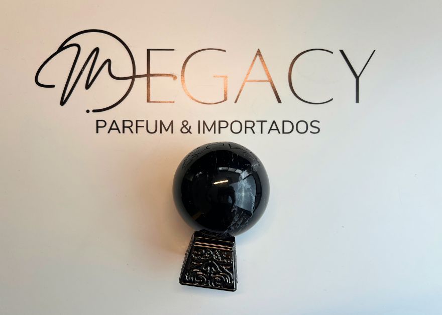 PROMOÇÃO COMPRE 1 LEVE 3 - Club de Nuit, Black Obsidian e Assad Lattafa - Queima de Estoque - 100ml Cada